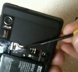 droid-battery-cover-fix