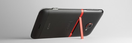 HTC-EVO-4G-LTE-back-kickstand-1