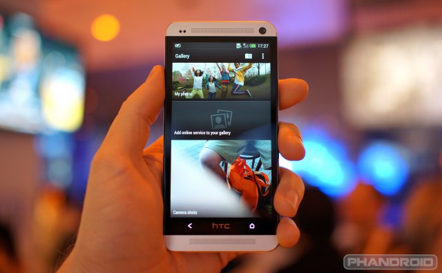 HTC One gallery