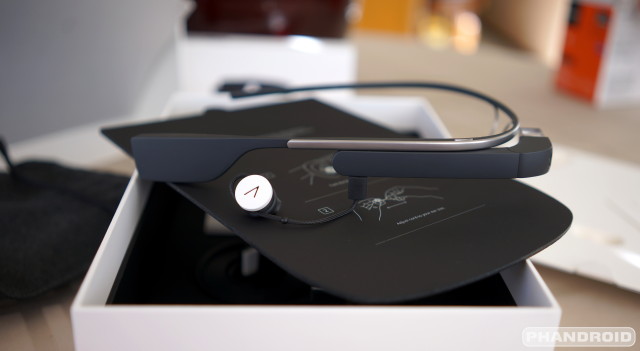 Google Glass v2.0 earbud DSC01993