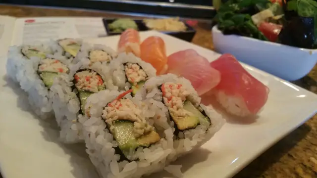 food-sushi