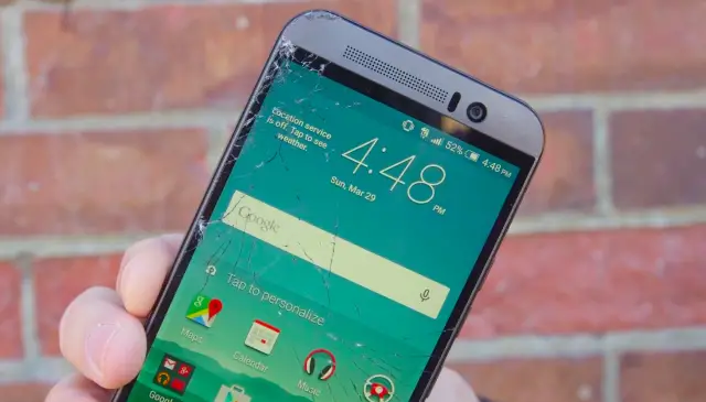 HTC One M9 cracked display