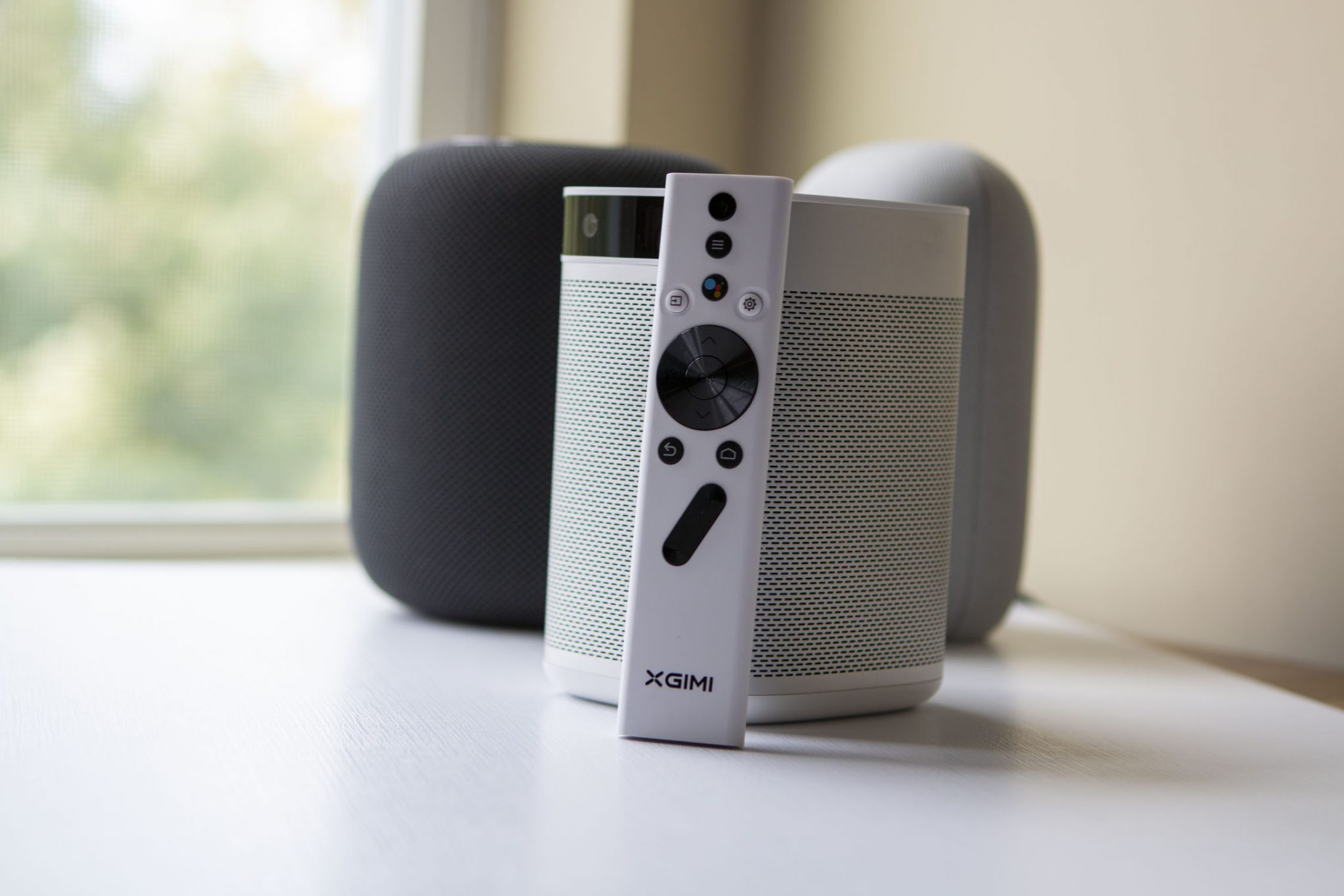 Xgimi Mogo Pro Portable Projector Review Packs A Big Punch In A