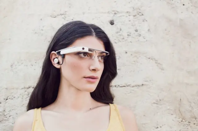 Google Glass 2.0 earbud