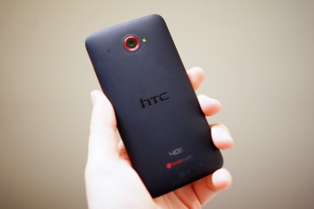 HTC Droid DNA thumb DSC05835