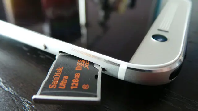 HTC-One-M8-MicroSD