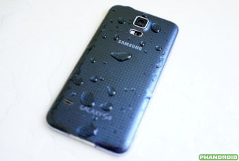 Samsung Galaxy S5 water back angle DSC05779