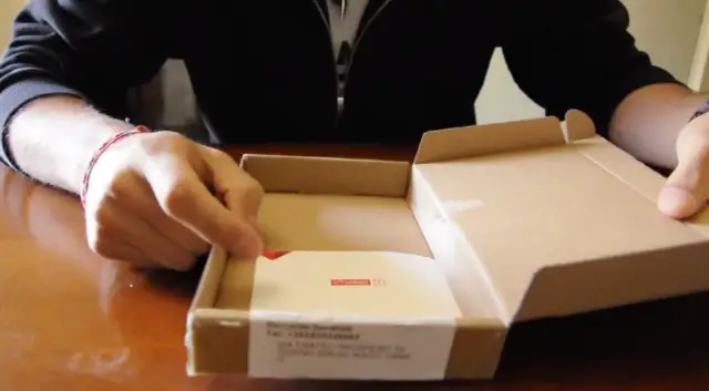 OnePlus One unboxing