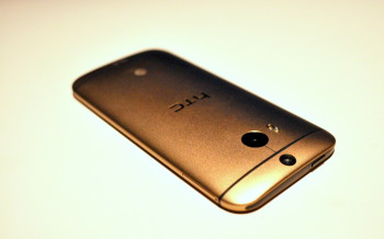 htc-one-m8-gold-4