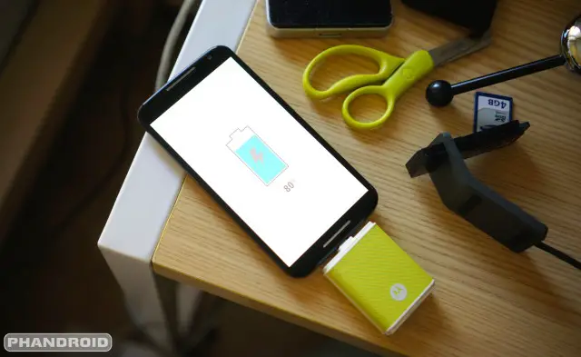 Moto X 2014 charging DSC07076