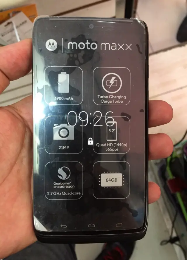 Motorola Moto Maxx wild