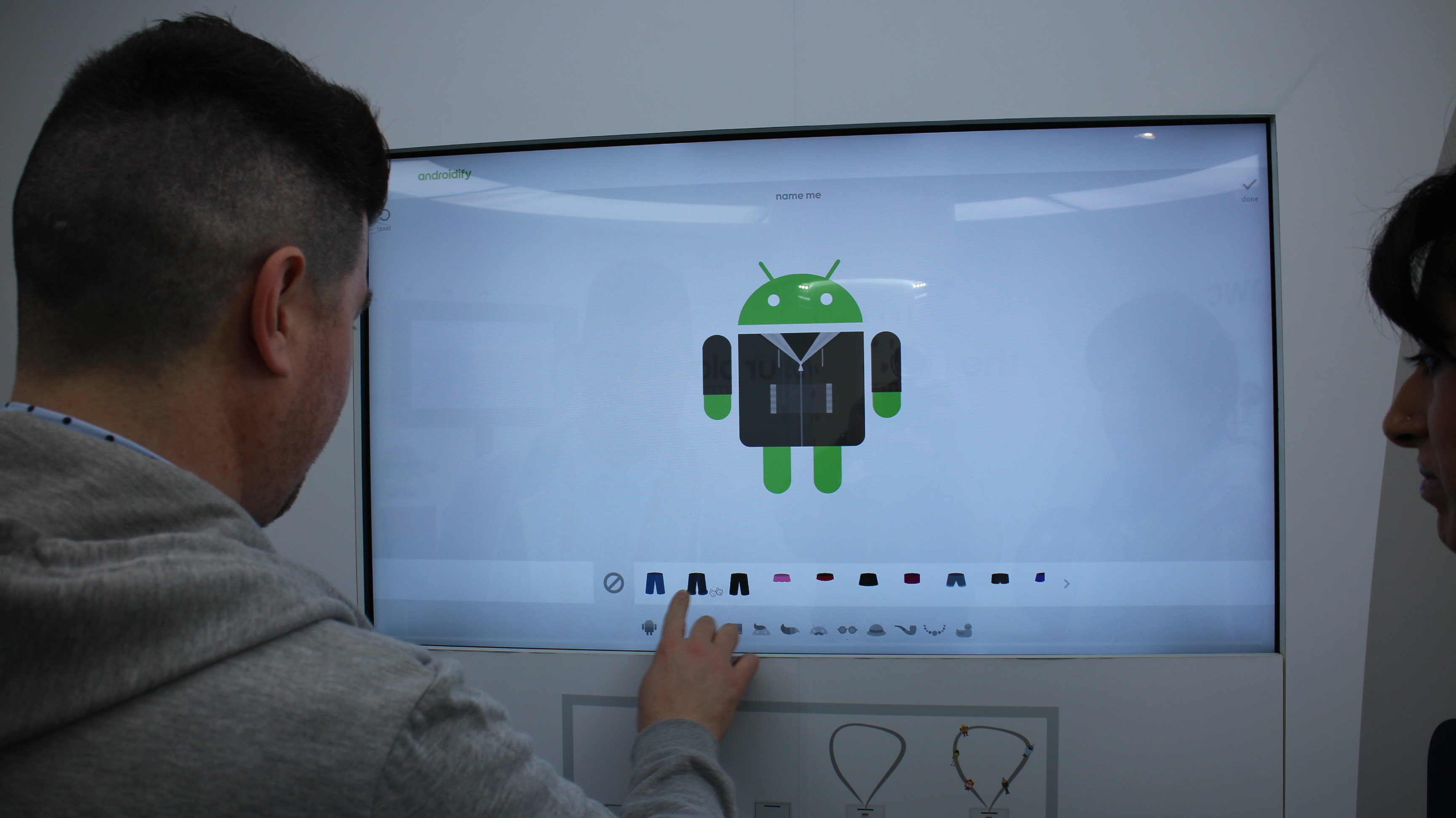 Watch Us Get Androidified At Mwc 15 Phandroid