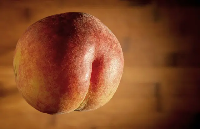 Peach butt