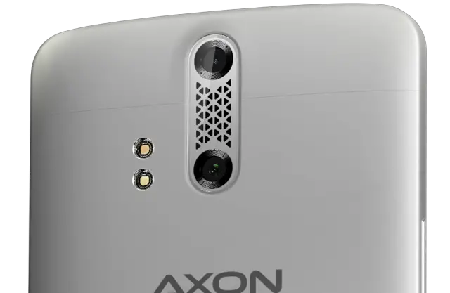 zte axon camera