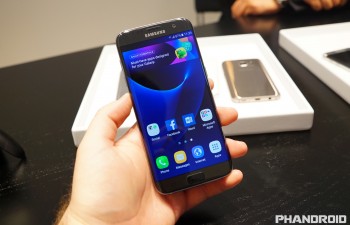 Samsung Galaxy S7 black DSC01648