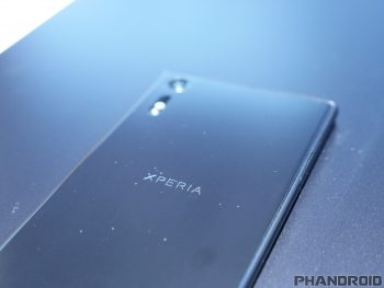 sony xperia x (7)