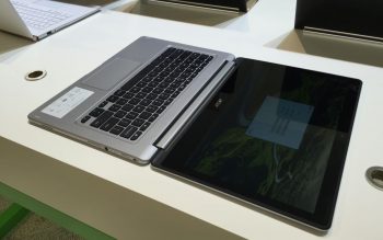 The Acer R13 Chromebook now has Android apps on the ChromeOS beta