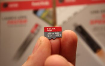 San-Disk-A1-MicroSD-Card-BestCloseup (1)