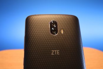 ZTE-Blade-V8-Pro-Camera