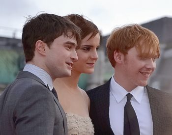 Daniel_Radcliffe,_Emma_Watson_&_Rupert_Grint_colour