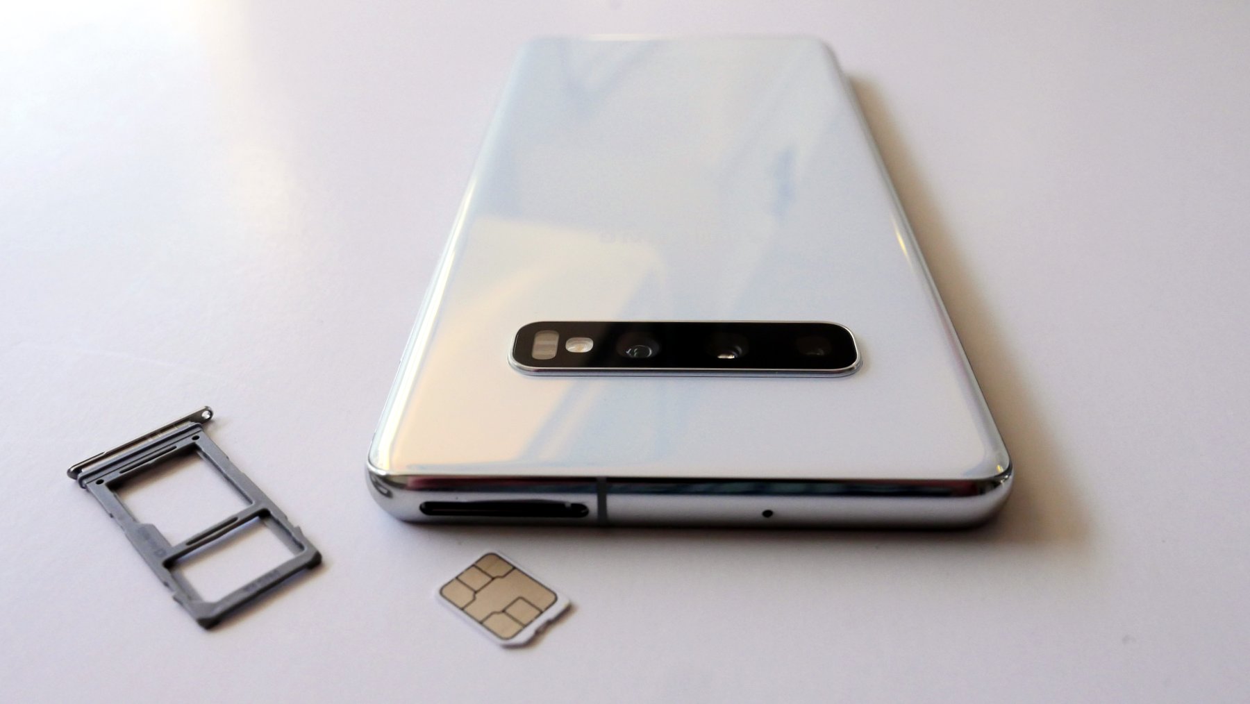 How To SIM Unlock The Samsung Galaxy S10