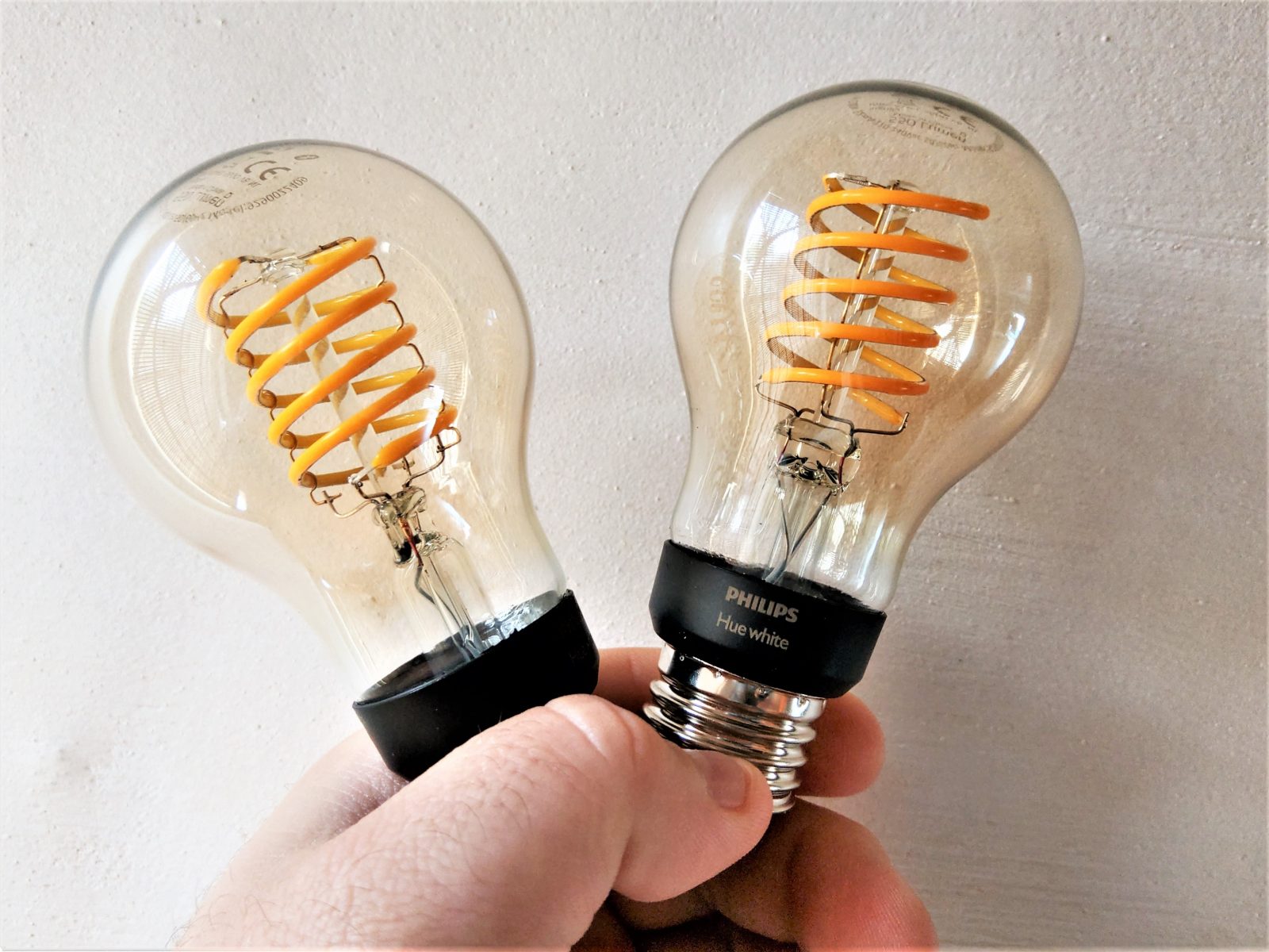 Philips Hue Filament Bulbs a quick view review. Phandroid