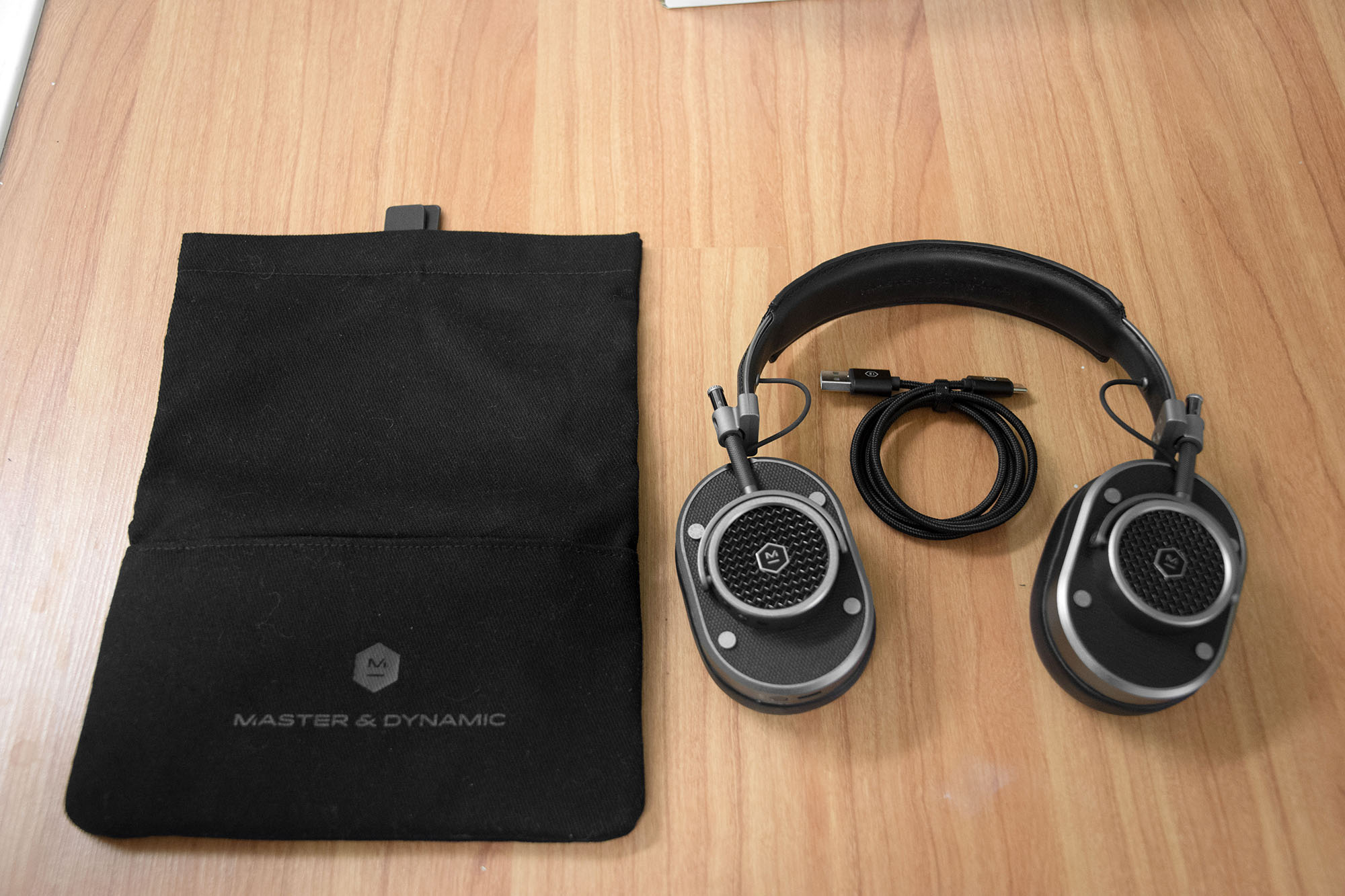 Master & Dynamic MH40 Wireless review: Modern reissue of a classic 