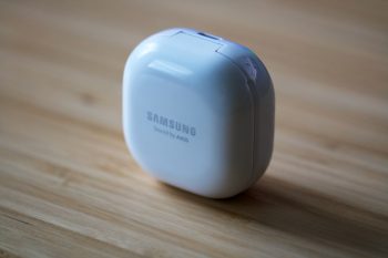 Samsung Galaxy Buds Live First Impressions 1