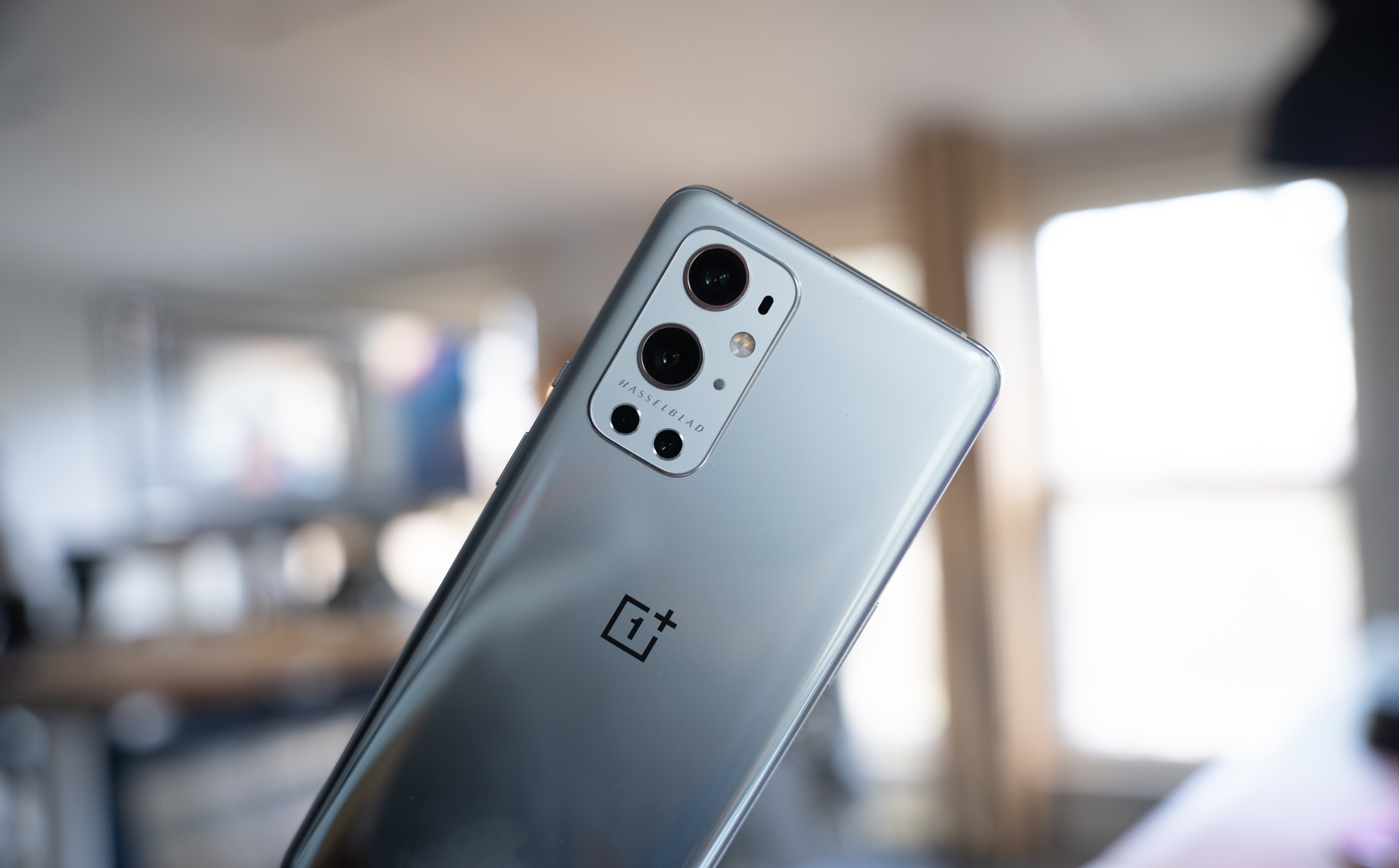 OnePlus 12 Tipped To Launch In January 2024 With Flagship Grade Camera And  More; Here's What To Expect - Tech