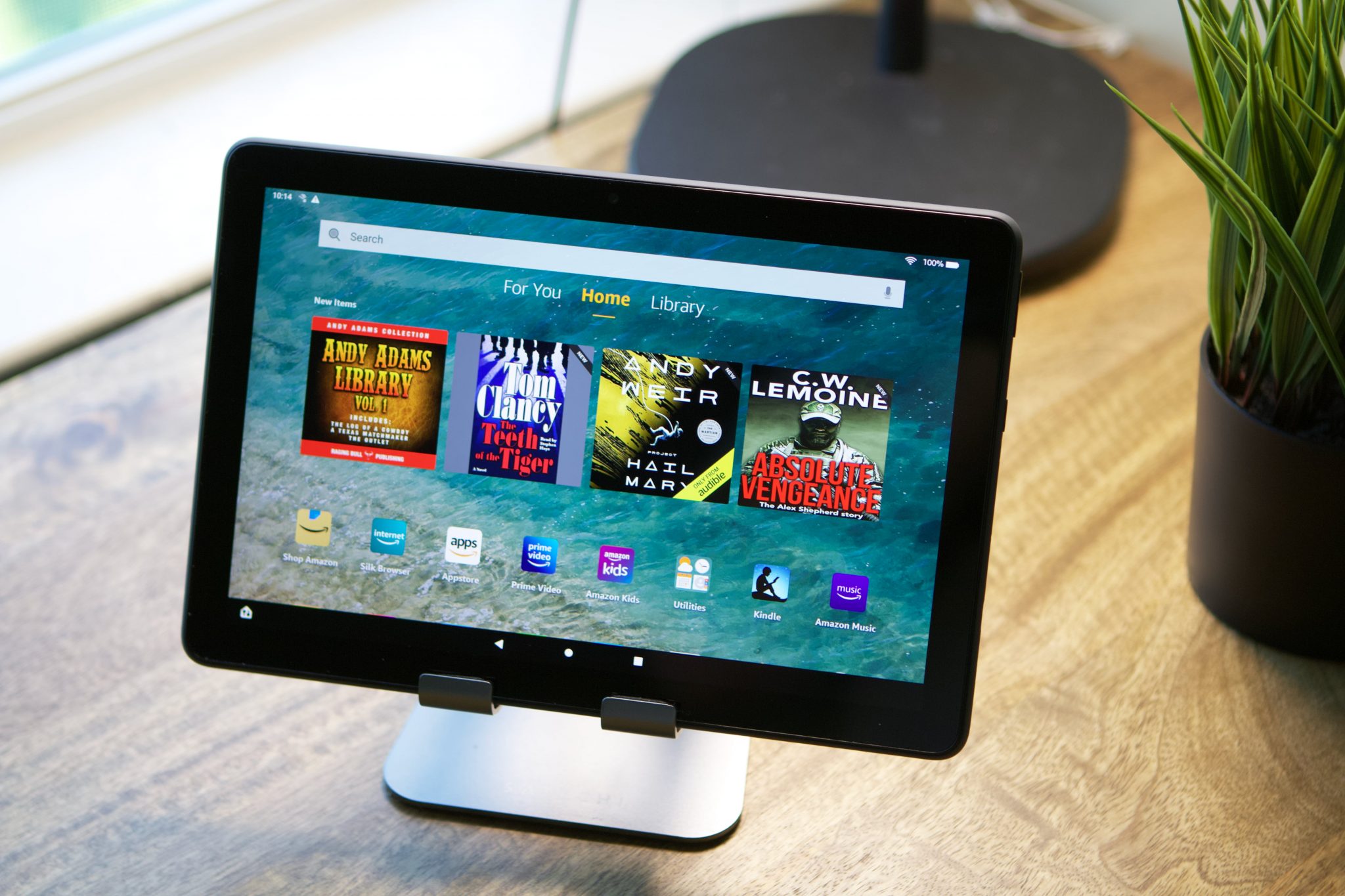 amazon fire hd 10 plus wireless charger