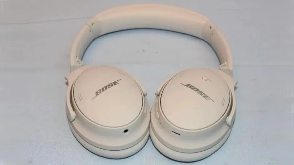 The Bose QuietComfort 45 headphones are likely to be coming soon 
