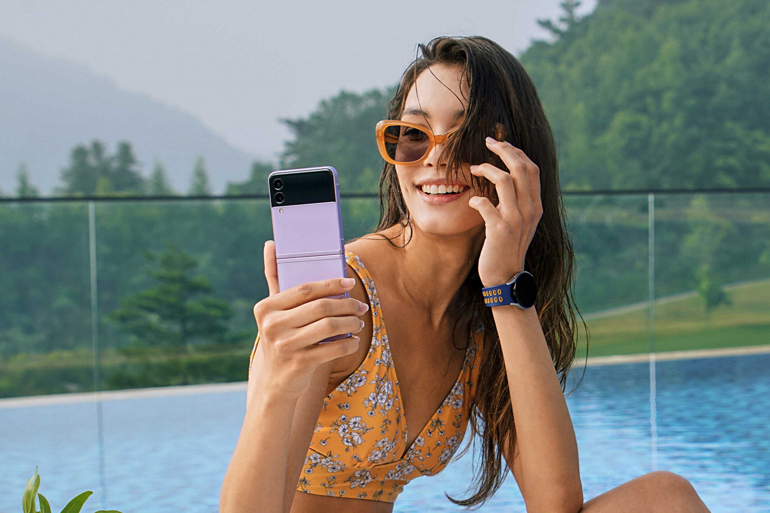 Samsung Galaxy Z Flip 3 with Galaxy Watch 4 Poolside Promo