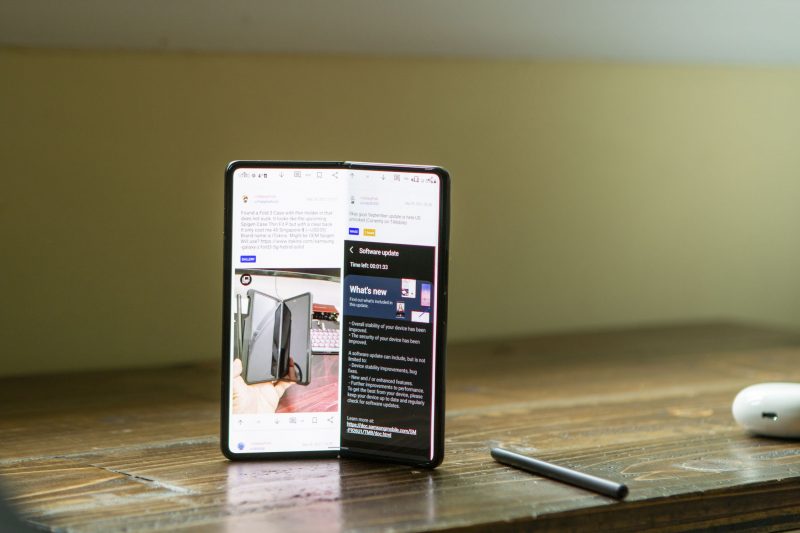 Some Galaxy Z Fold 3 screens are cracking faster than expected - Phandroid