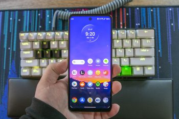 Motorola Edge 5G UW Review - 6