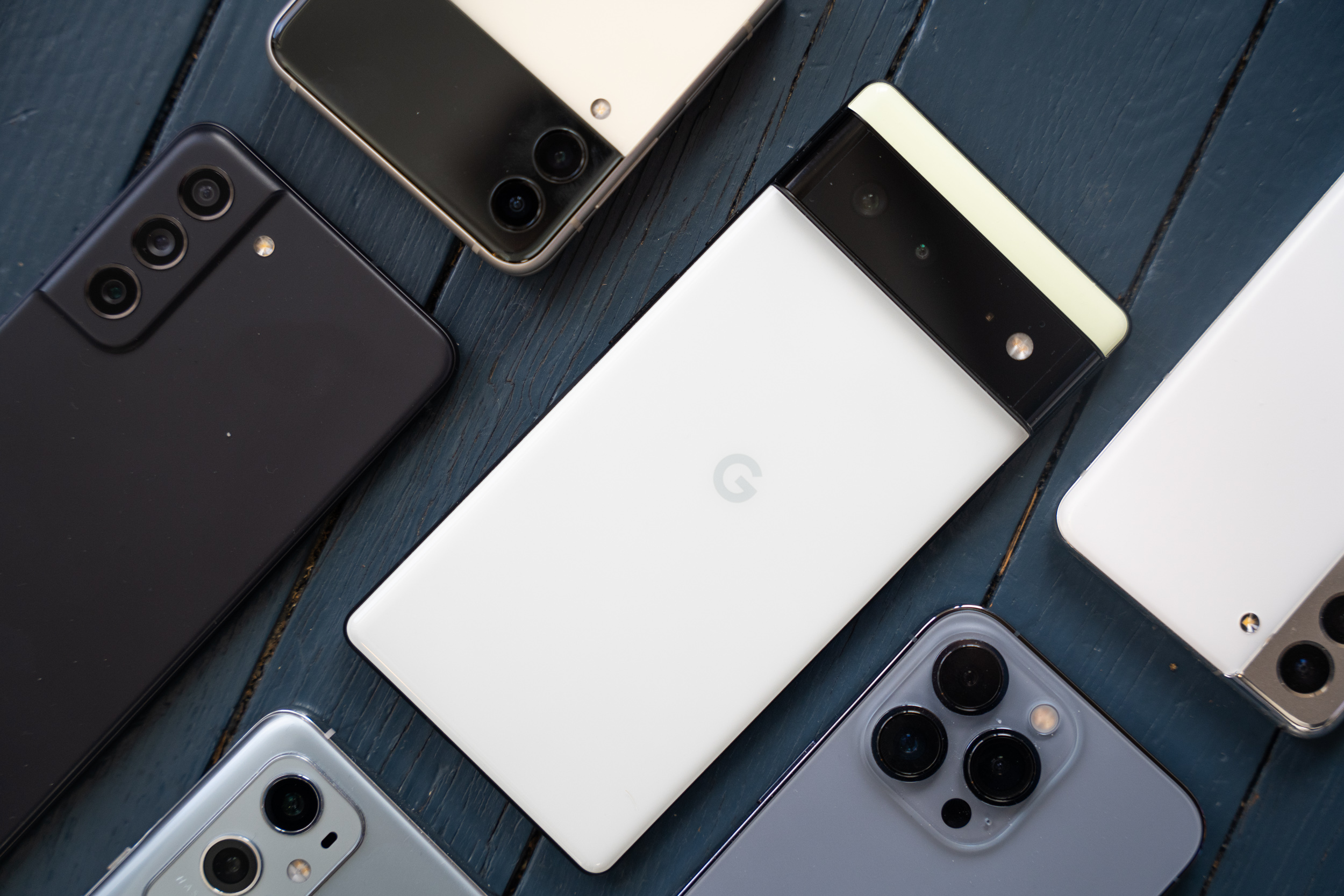 Pixel 6 review: the only smartphone you should buy - Phandroid