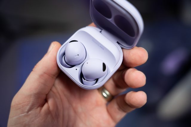Samsung Galaxy Buds 2 Pro is getting an improvement in accessibility
