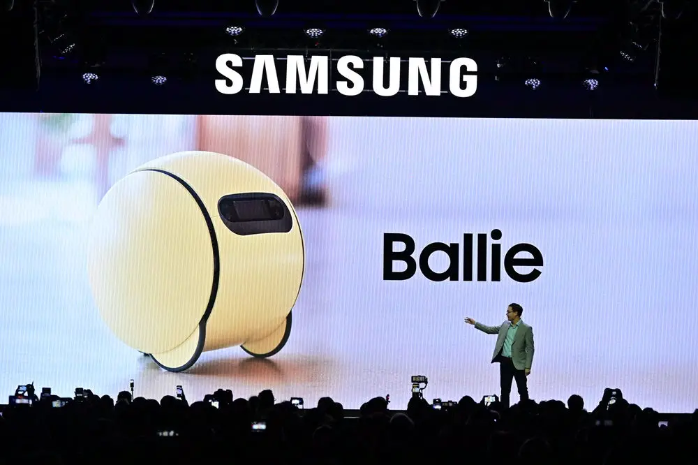 Samsung Ballie is an AI robot that can follow you around the house - Phandroid