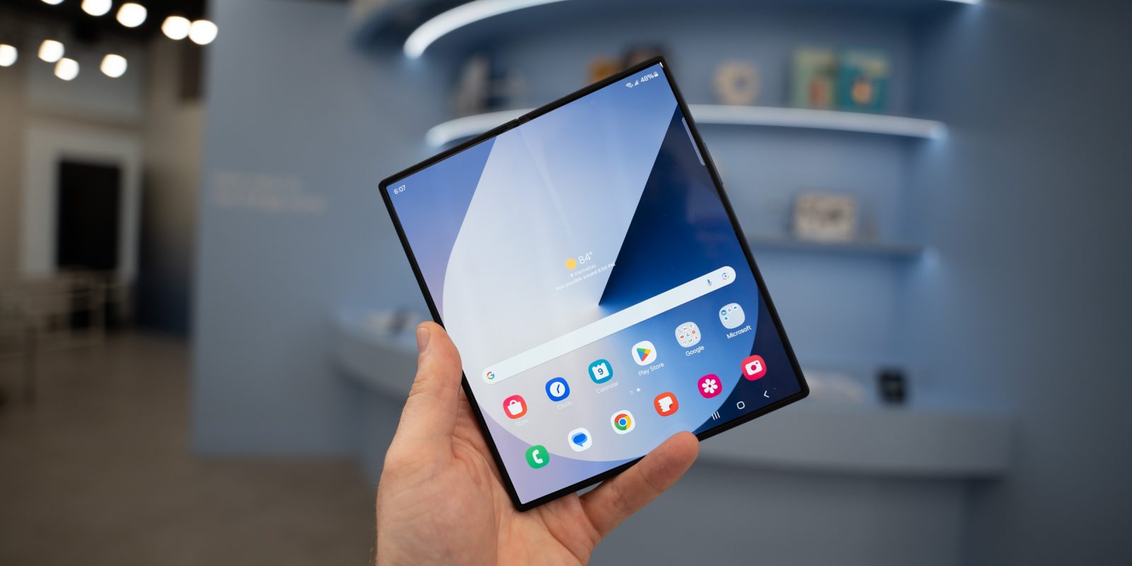 Samsung’s own trifold phone could arrive in 2025 Phandroid